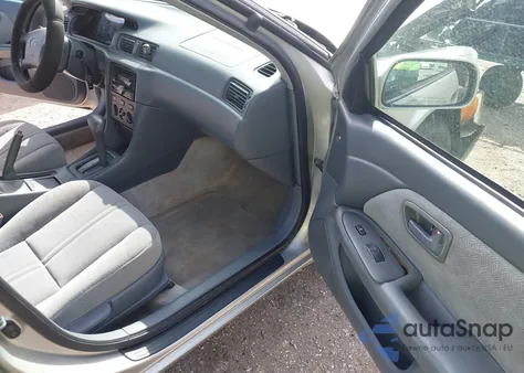 2001 Toyota Camry Ce из США, поврежденный, VIN 4T1BG22K71U034098